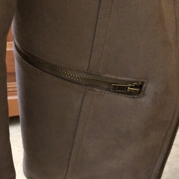 Perfect Suede Taupe Jacket for Fall Weather - Picture 6 of 8